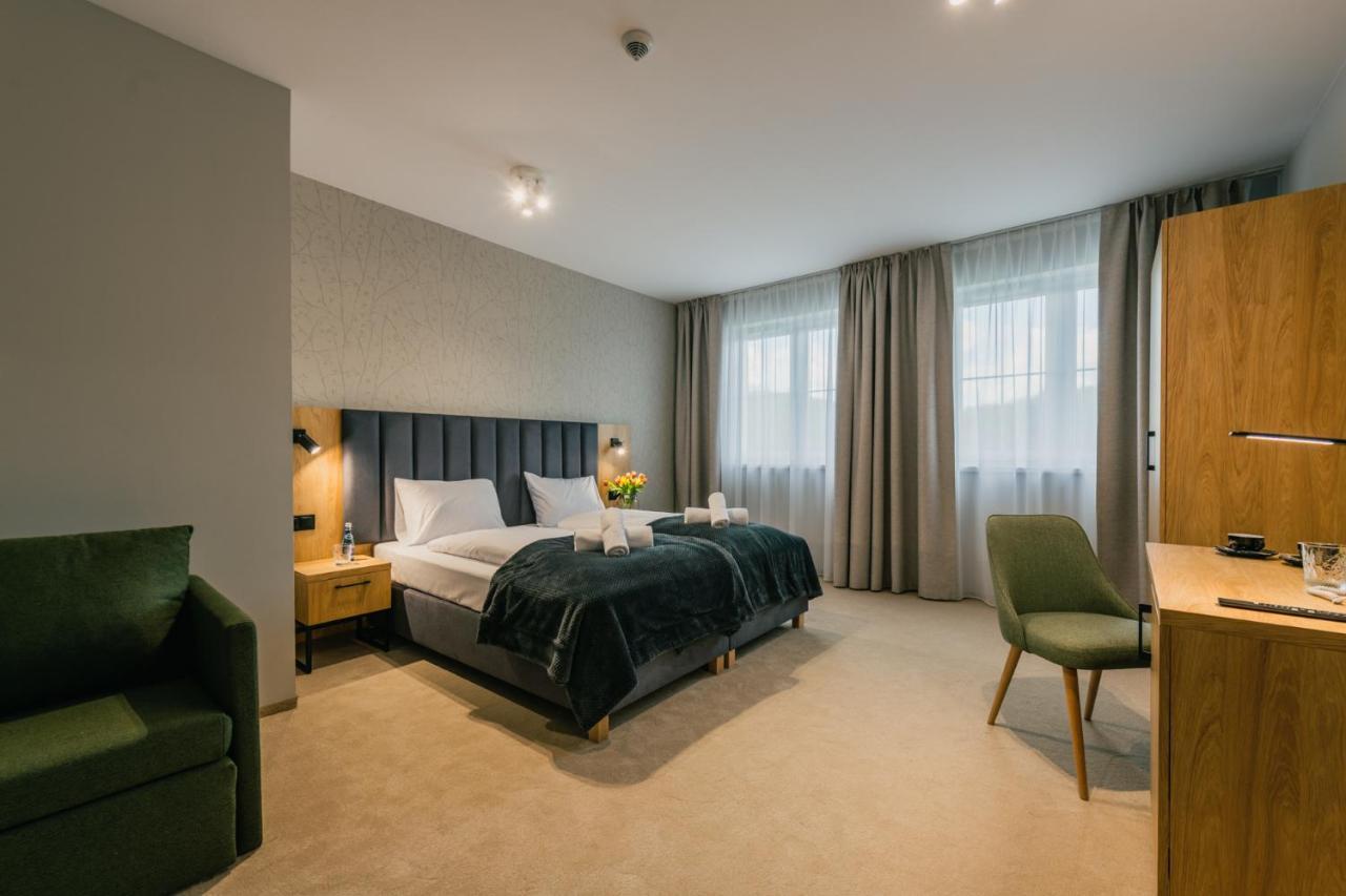 Country Club Zywiec Hotel Spa I Domki Caloroczne Экстерьер фото